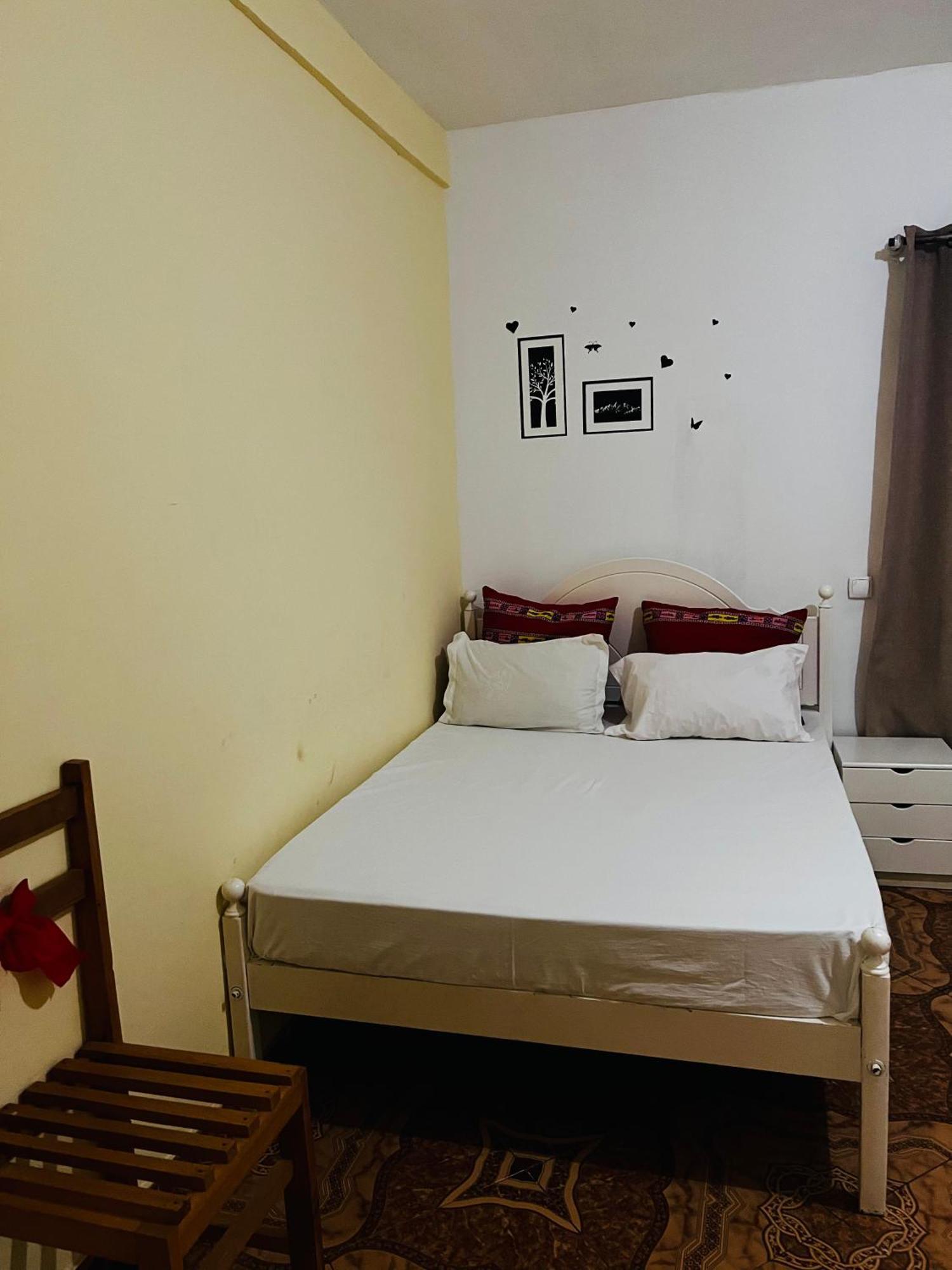 Pensao Simao & Julia Bed & Breakfast Orgaos Exterior photo