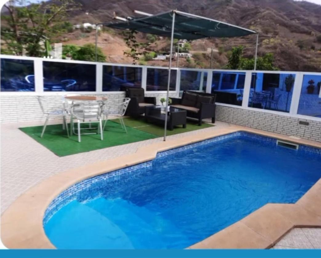 Pensao Simao & Julia Bed & Breakfast Orgaos Exterior photo