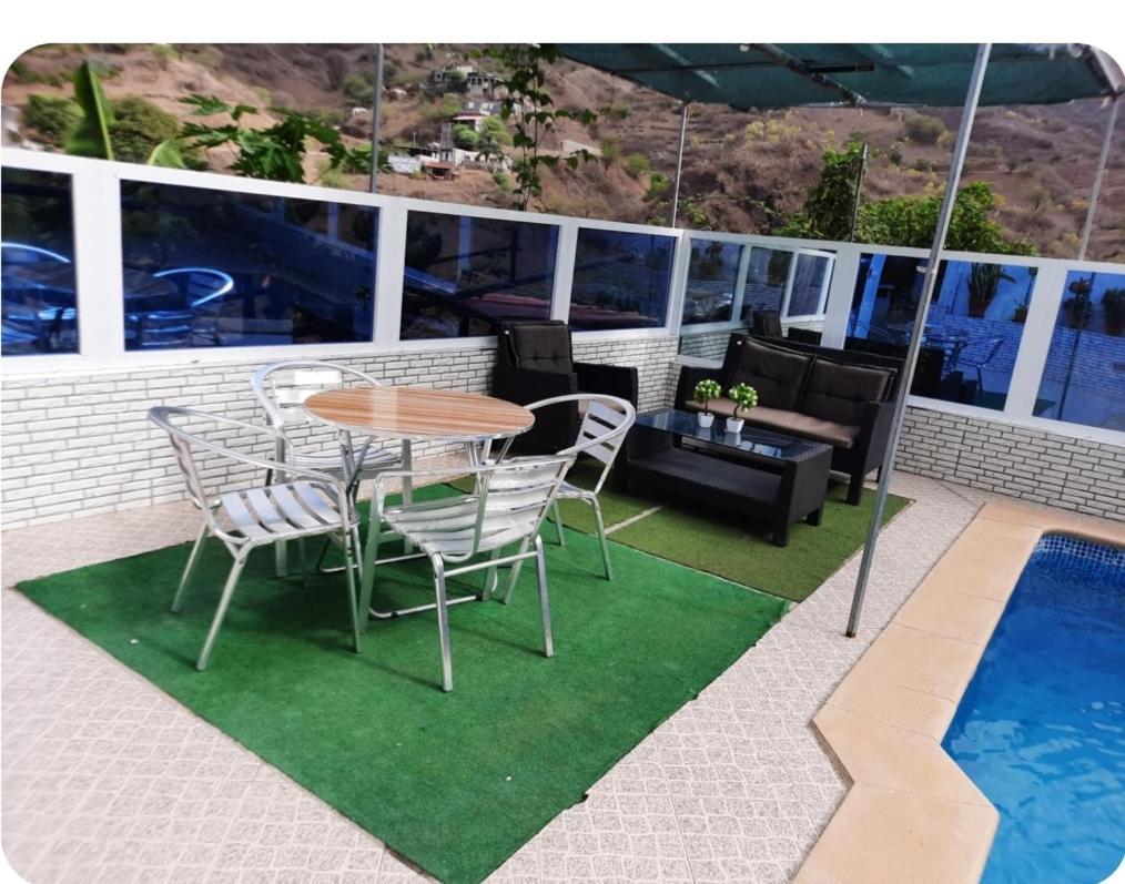 Pensao Simao & Julia Bed & Breakfast Orgaos Exterior photo